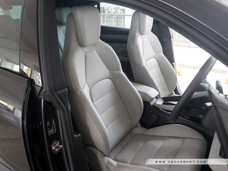 https://i.i-sgcm.com/new_cars/cars/21829/21829_g42