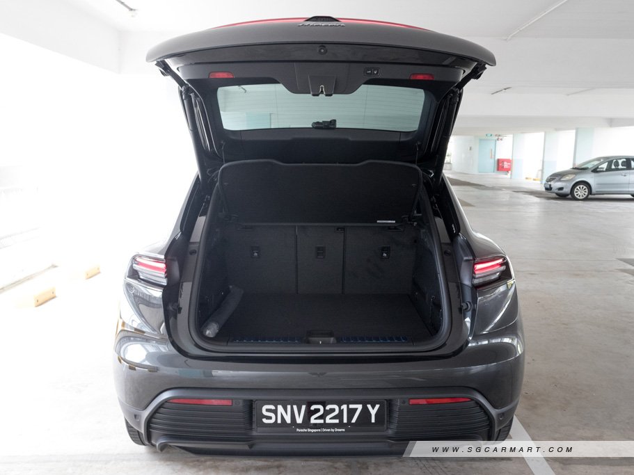 https://i.i-sgcm.com/new_cars/cars/21829/21829_g46