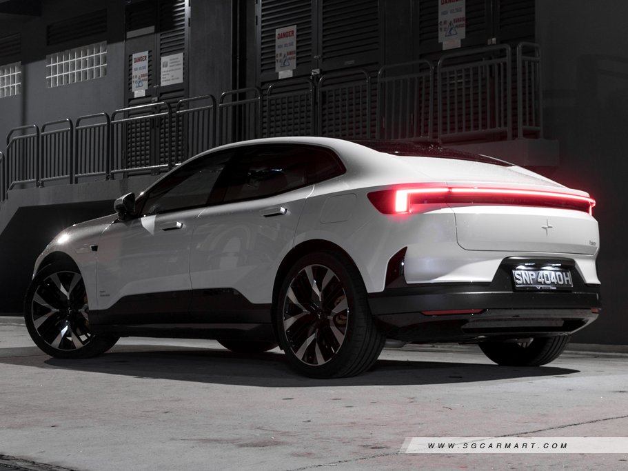 https://i.i-sgcm.com/new_cars/cars/21830/21830_g16