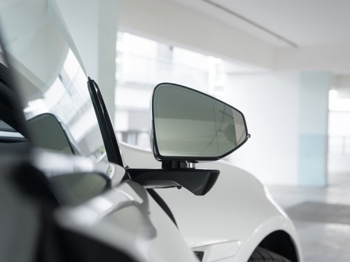 https://i.i-sgcm.com/new_cars/cars/21830/21830_g23
