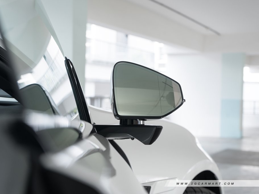 https://i.i-sgcm.com/new_cars/cars/21830/21830_g23