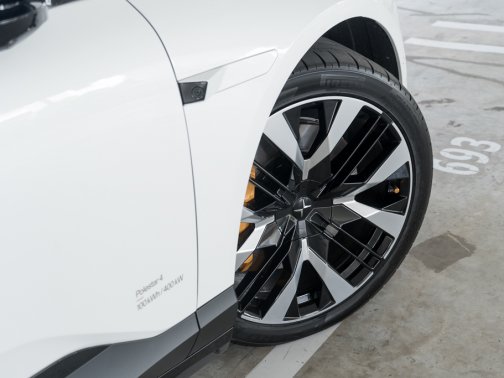 https://i.i-sgcm.com/new_cars/cars/21830/21830_g24