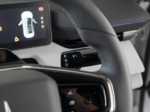 https://i.i-sgcm.com/new_cars/cars/21830/21830_g29