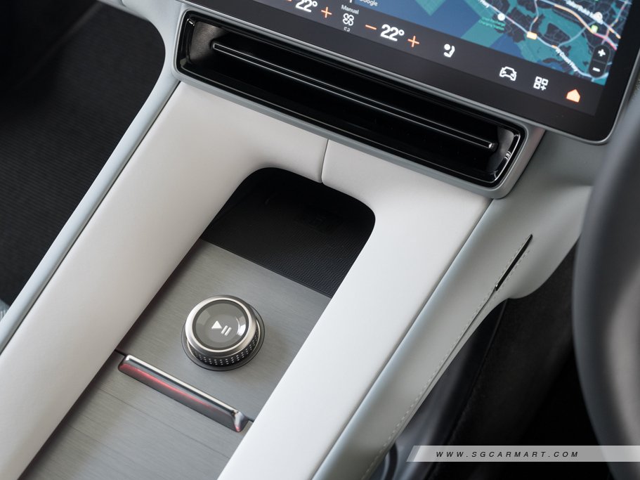 https://i.i-sgcm.com/new_cars/cars/21830/21830_g33