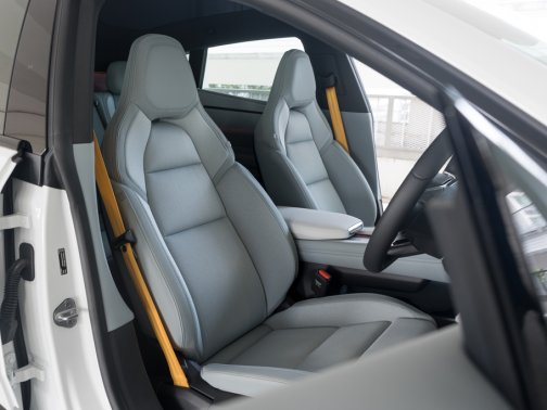 https://i.i-sgcm.com/new_cars/cars/21830/21830_g34