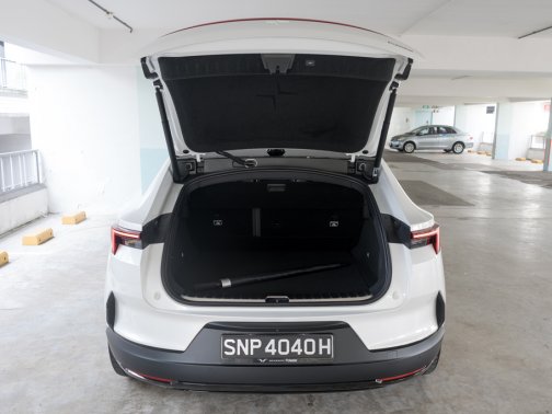 https://i.i-sgcm.com/new_cars/cars/21830/21830_g42