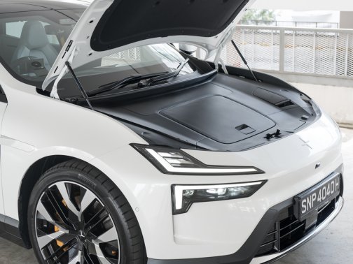 https://i.i-sgcm.com/new_cars/cars/21830/21830_g44