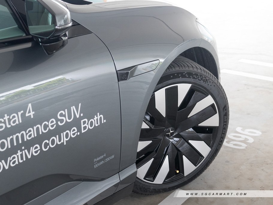 https://i.i-sgcm.com/new_cars/cars/21830/21830_g52