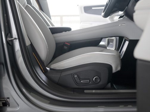 https://i.i-sgcm.com/new_cars/cars/21830/21830_g61