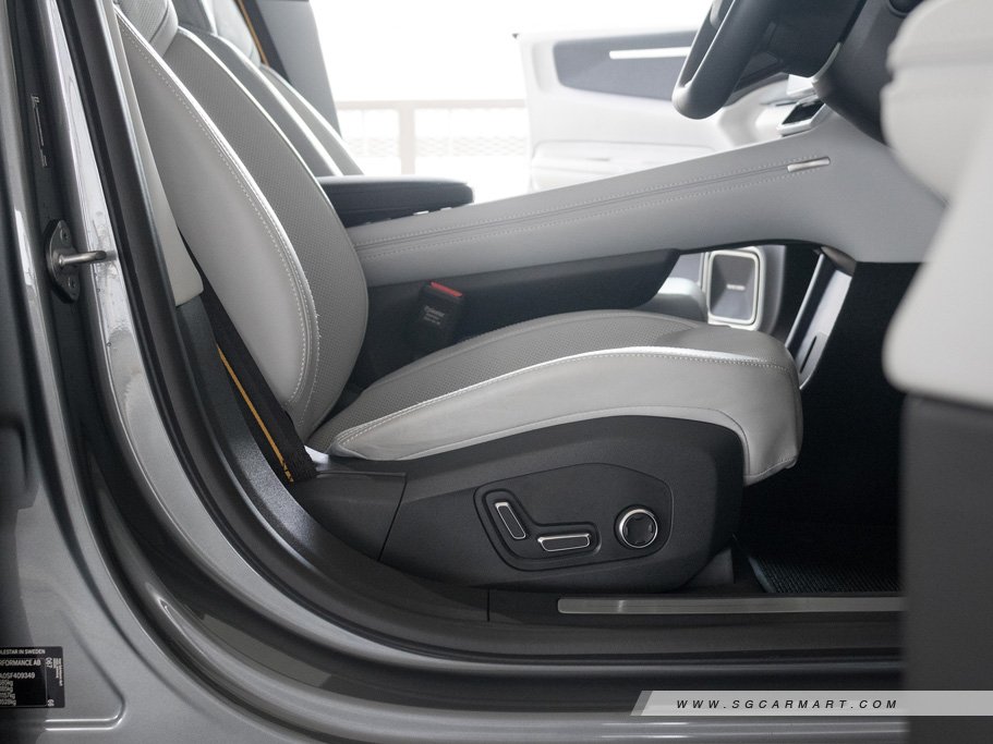 https://i.i-sgcm.com/new_cars/cars/21830/21830_g61