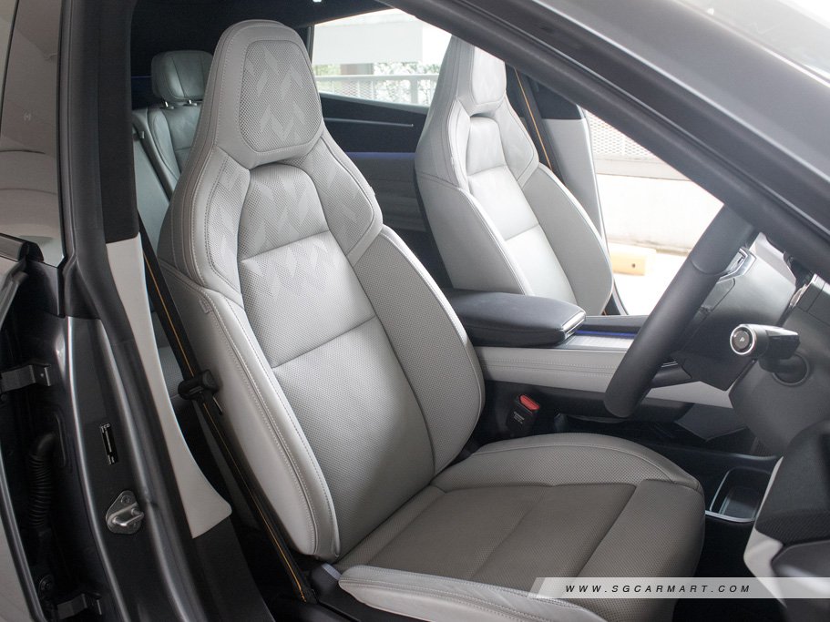 https://i.i-sgcm.com/new_cars/cars/21830/21830_g62