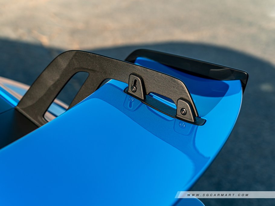 https://i.i-sgcm.com/new_cars/cars/21831/21831_g22