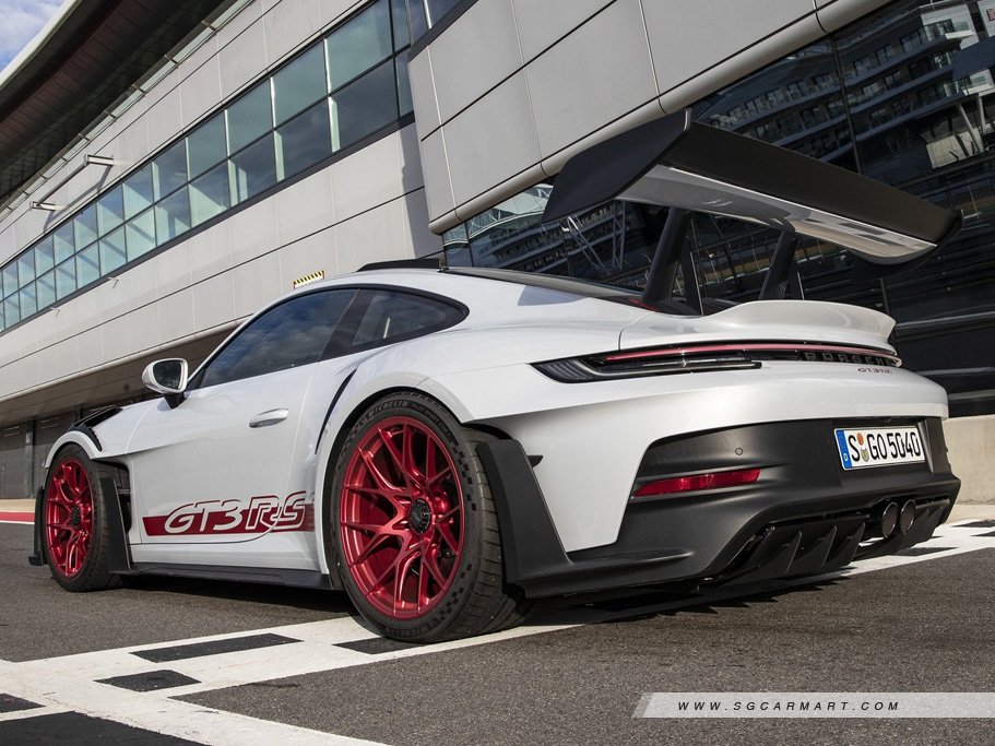 https://i.i-sgcm.com/new_cars/cars/21831/21831_g5