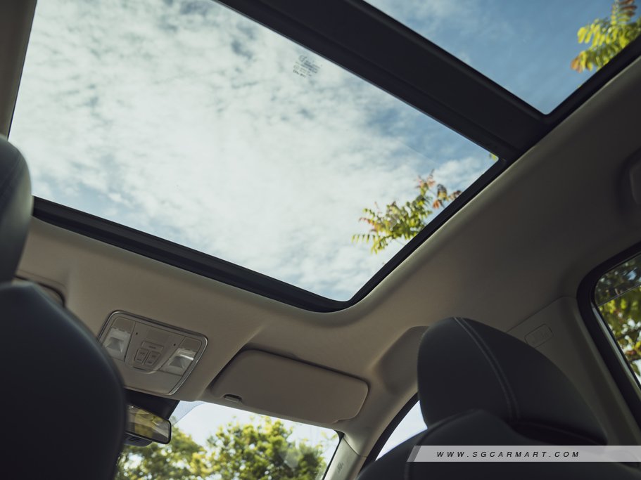 https://i.i-sgcm.com/new_cars/cars/21834/21834_g15