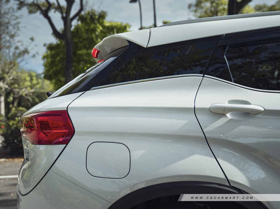 https://i.i-sgcm.com/new_cars/cars/21834/21834_g5