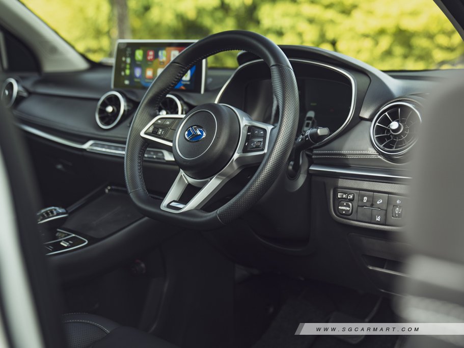 https://i.i-sgcm.com/new_cars/cars/21834/21834_g8
