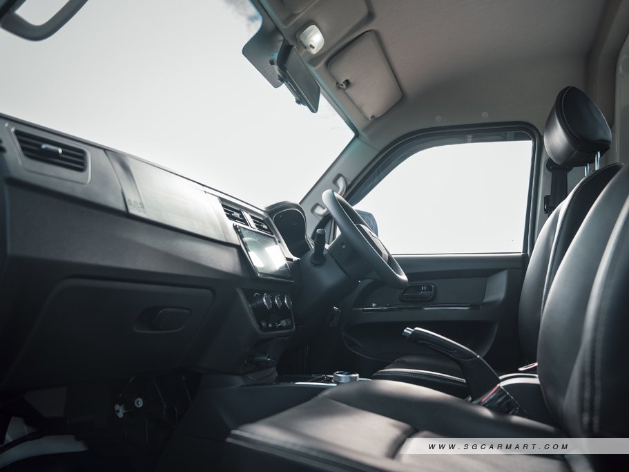 https://i.i-sgcm.com/new_cars/cars/21835/21835_g12