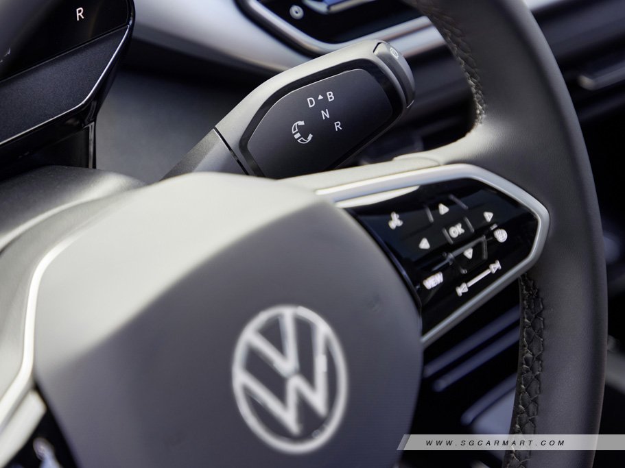 https://i.i-sgcm.com/new_cars/cars/21840/21840_g10