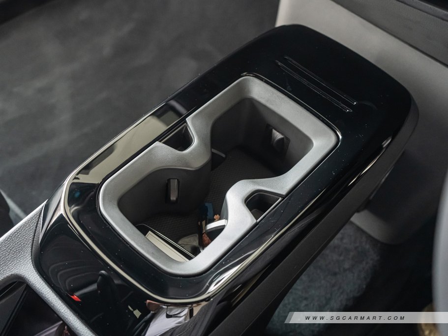 https://i.i-sgcm.com/new_cars/cars/21841/21841_g35