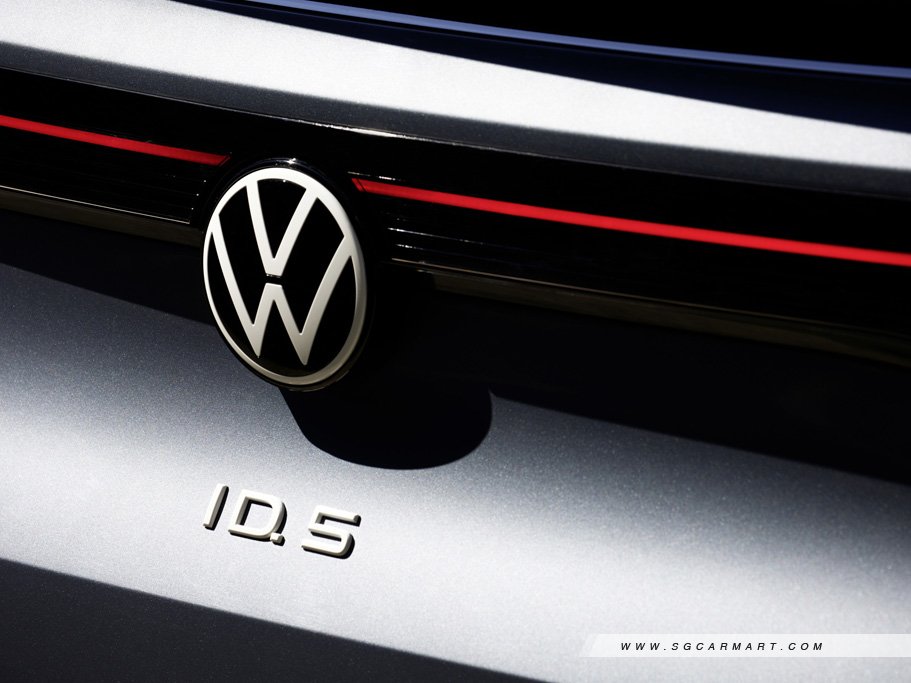 https://i.i-sgcm.com/new_cars/cars/21841/21841_g5