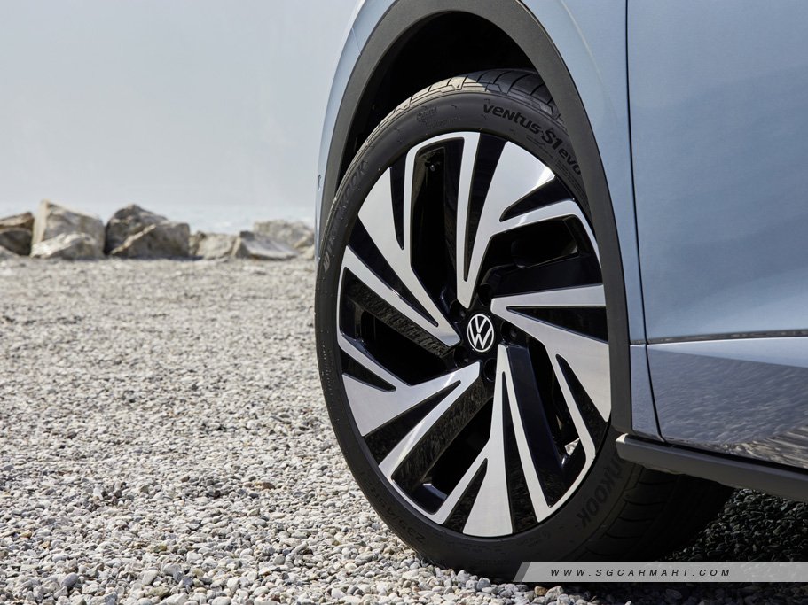 https://i.i-sgcm.com/new_cars/cars/21841/21841_g6