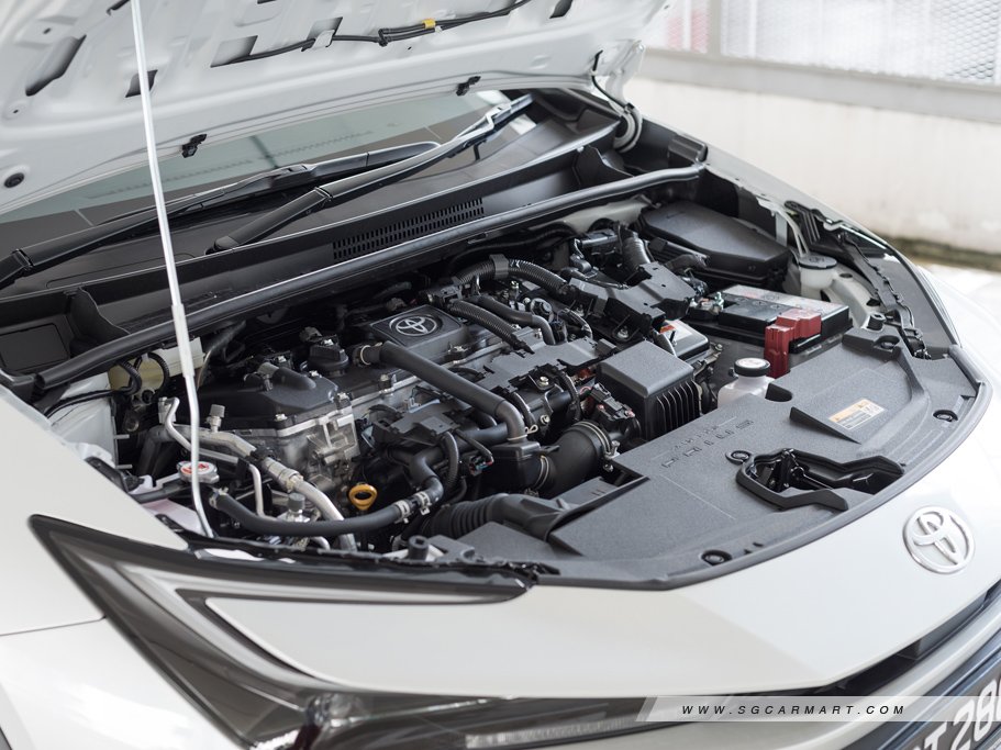 https://i.i-sgcm.com/new_cars/cars/21842/21842_g37
