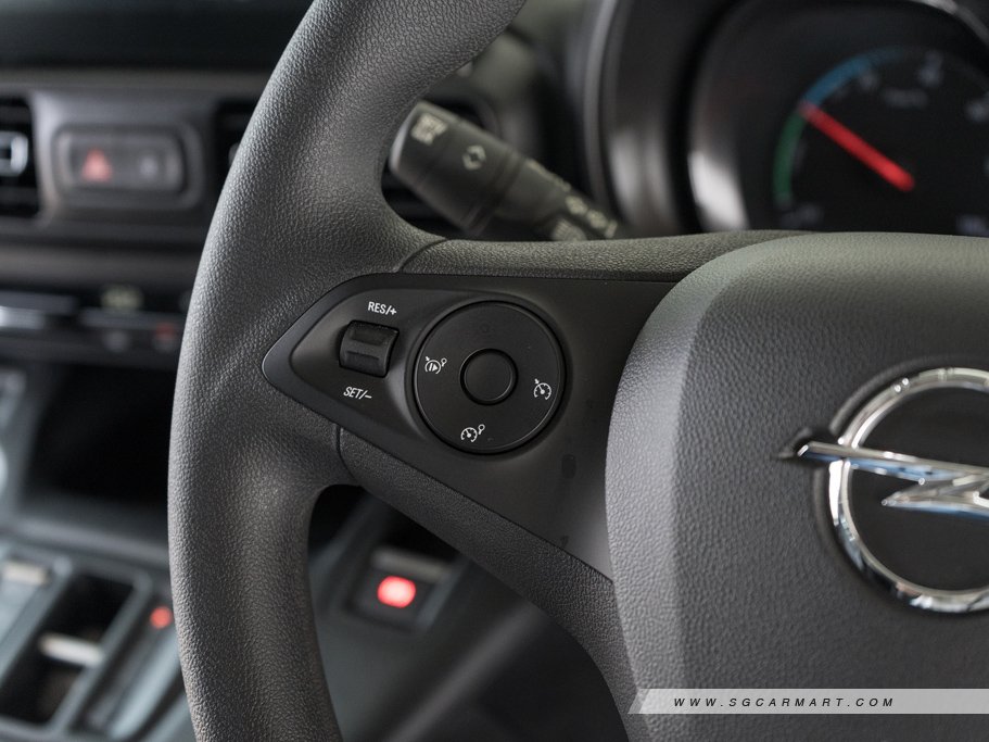 https://i.i-sgcm.com/new_cars/cars/21843/21843_g16