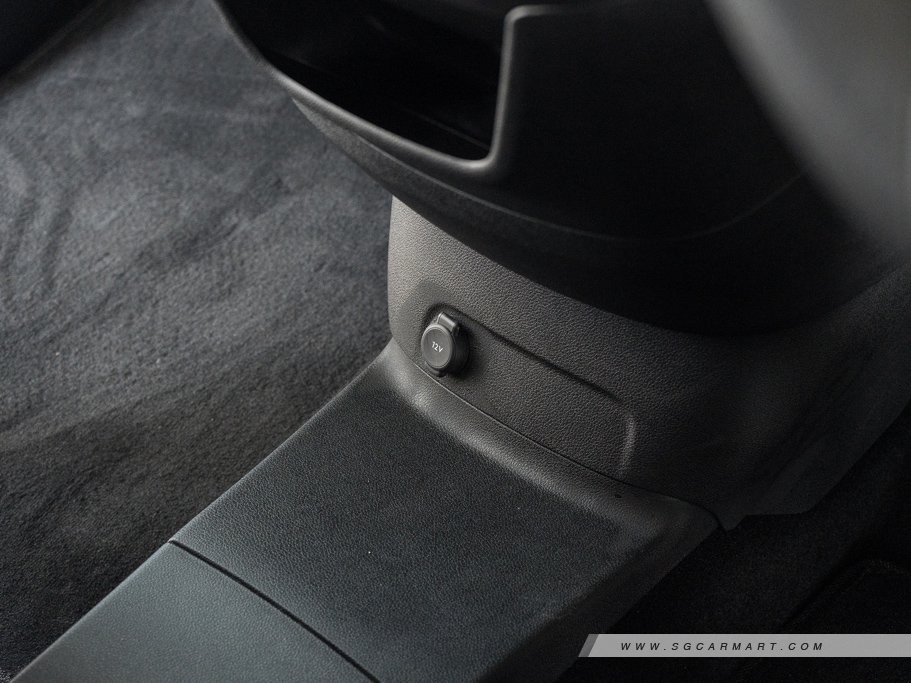 https://i.i-sgcm.com/new_cars/cars/21843/21843_g21