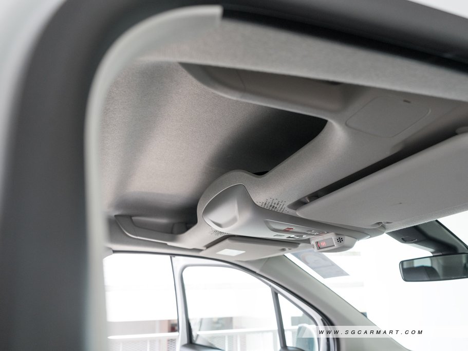 https://i.i-sgcm.com/new_cars/cars/21843/21843_g25