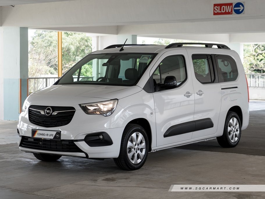https://i.i-sgcm.com/new_cars/cars/21843/21843_g8