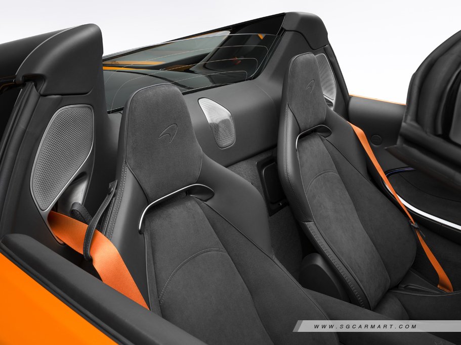 https://i.i-sgcm.com/new_cars/cars/21844/21844_g11