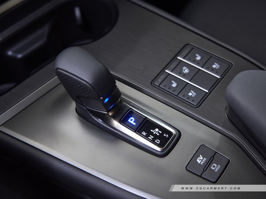 https://i.i-sgcm.com/new_cars/cars/21851/21851_g9