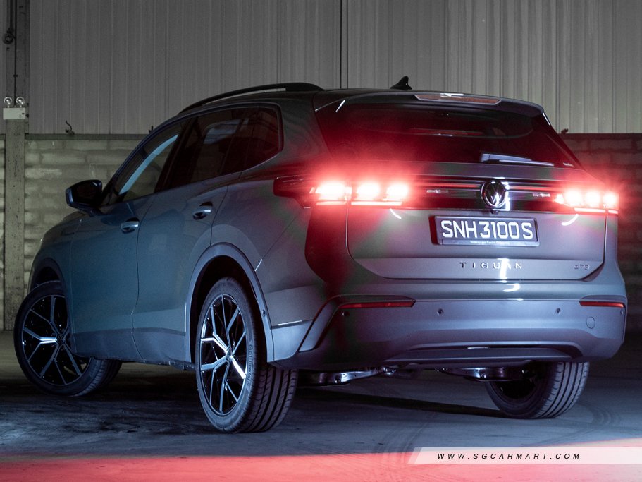 https://i.i-sgcm.com/new_cars/cars/21852/21852_g18