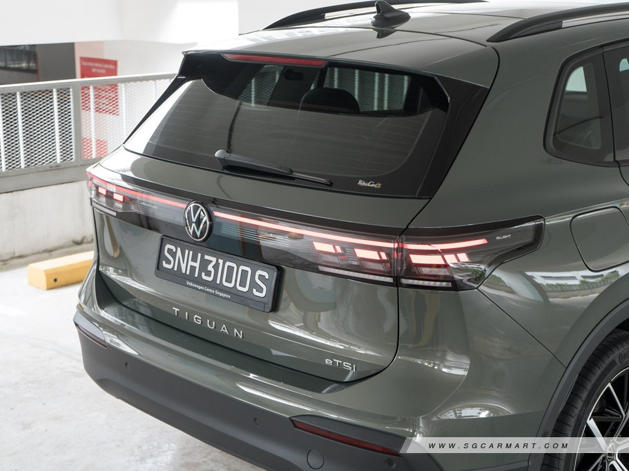 https://i.i-sgcm.com/new_cars/cars/21852/21852_g22