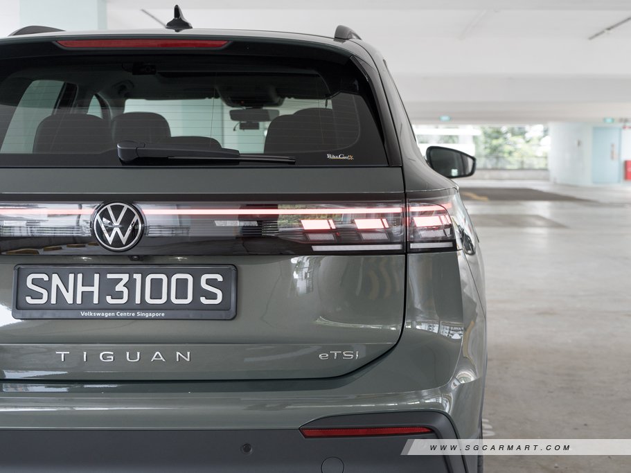 https://i.i-sgcm.com/new_cars/cars/21852/21852_g23