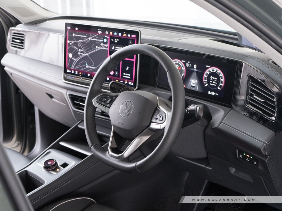 https://i.i-sgcm.com/new_cars/cars/21852/21852_g27