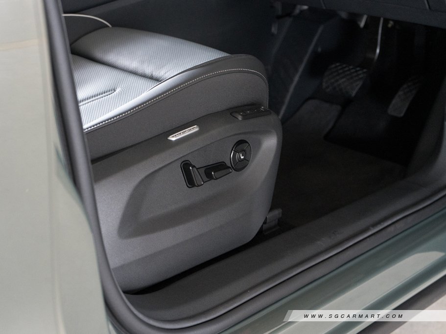 https://i.i-sgcm.com/new_cars/cars/21852/21852_g36