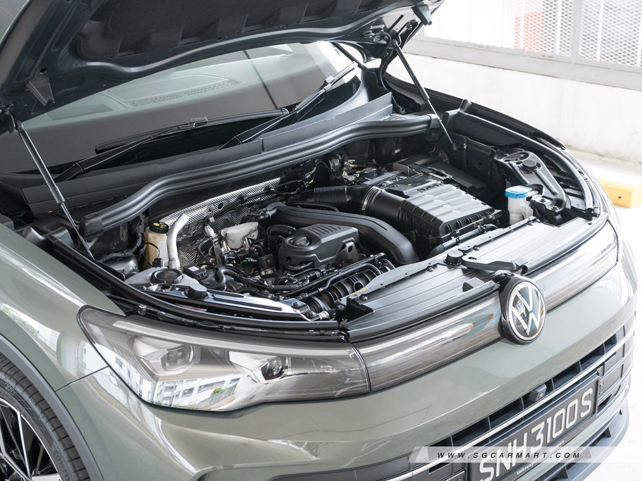 https://i.i-sgcm.com/new_cars/cars/21852/21852_g44