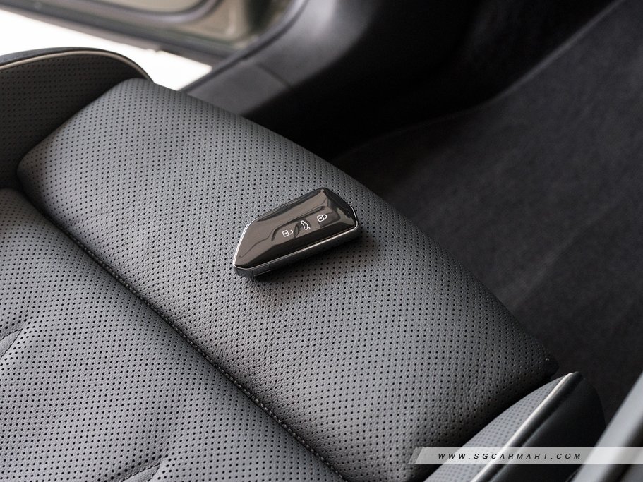 https://i.i-sgcm.com/new_cars/cars/21852/21852_g45