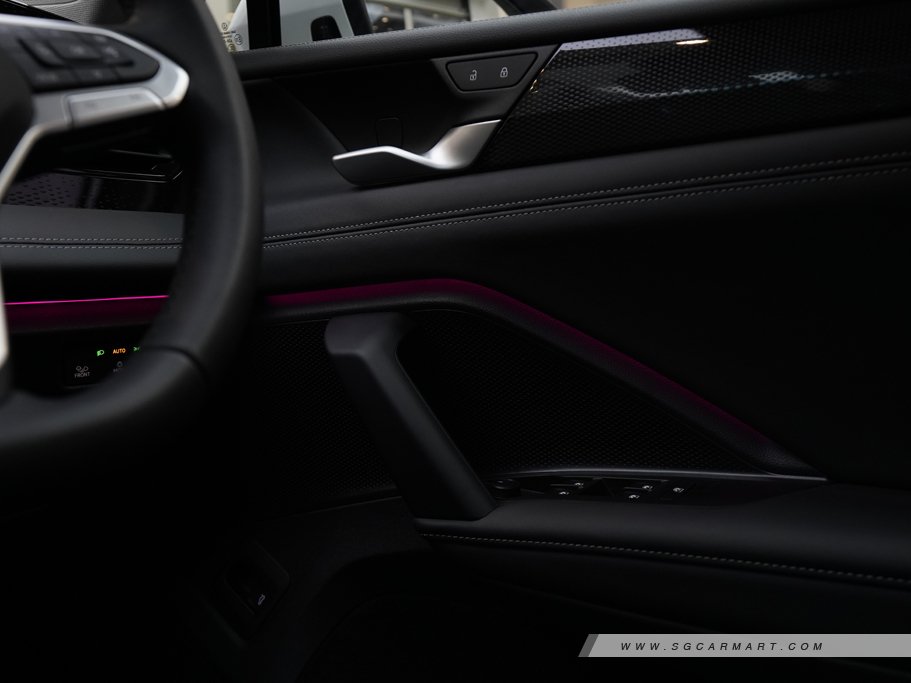https://i.i-sgcm.com/new_cars/cars/21852/21852_g8