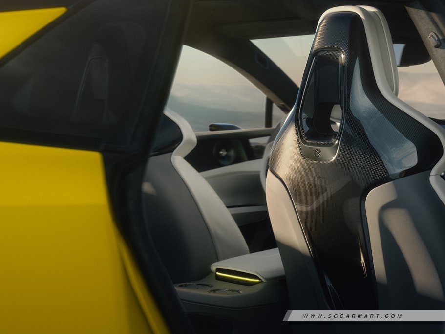 https://i.i-sgcm.com/new_cars/cars/21855/21855_g15