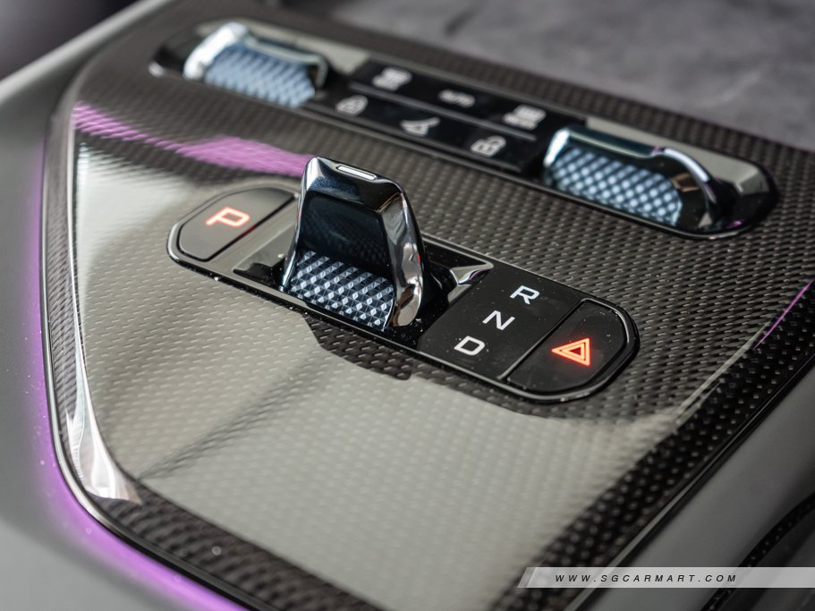 https://i.i-sgcm.com/new_cars/cars/21855/21855_g33