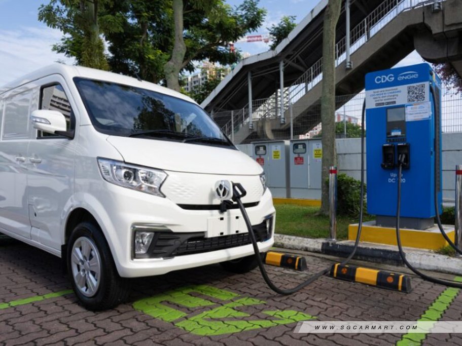 https://i.i-sgcm.com/new_cars/cars/21860/21860_g12