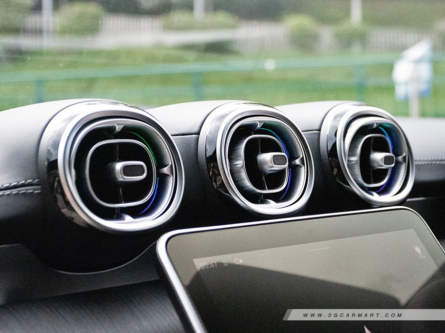 https://i.i-sgcm.com/new_cars/cars/21861/21861_g15