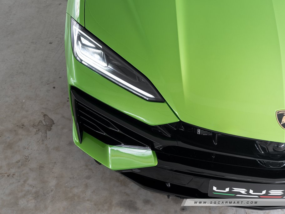 https://i.i-sgcm.com/new_cars/cars/21862/21862_g17