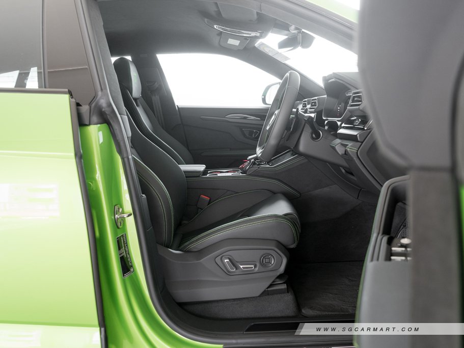 https://i.i-sgcm.com/new_cars/cars/21862/21862_g33