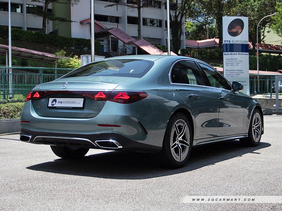 https://i.i-sgcm.com/new_cars/cars/21864/21864_g2