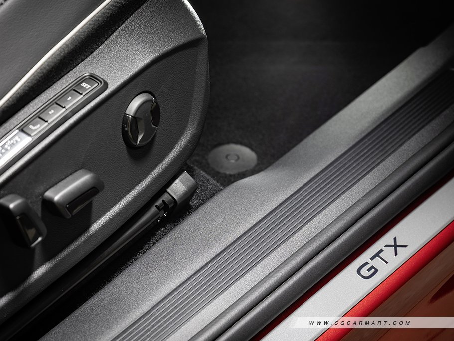 https://i.i-sgcm.com/new_cars/cars/21865/21865_g10