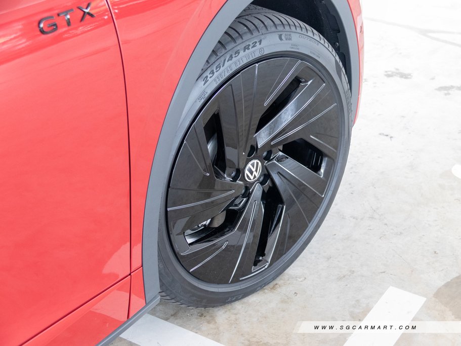 https://i.i-sgcm.com/new_cars/cars/21865/21865_g20
