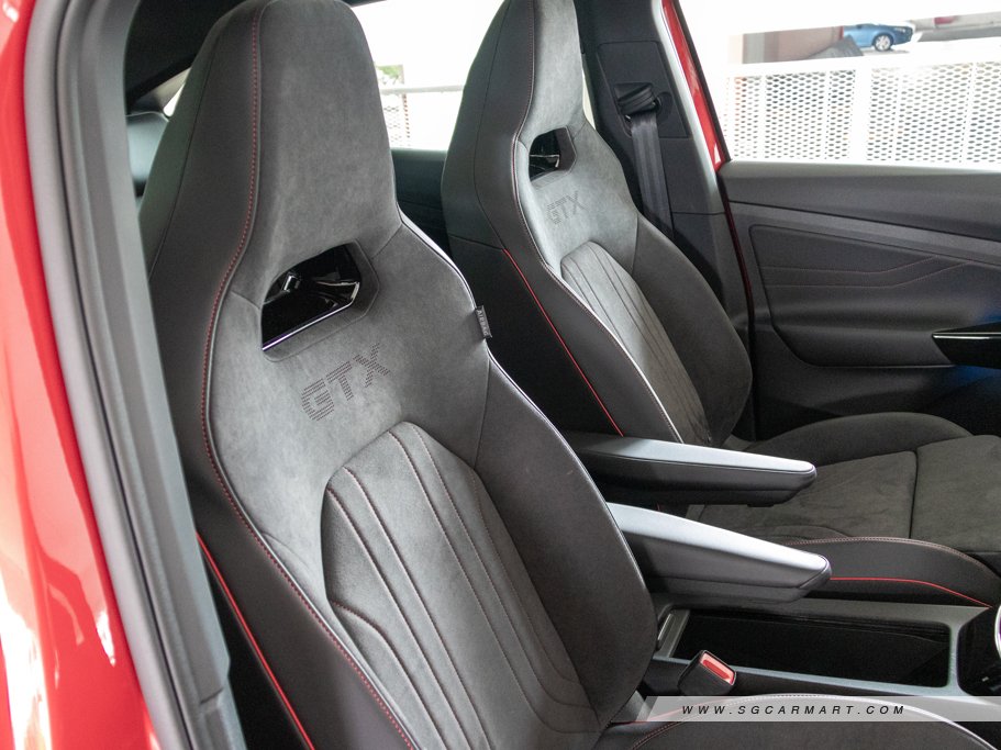 https://i.i-sgcm.com/new_cars/cars/21865/21865_g30